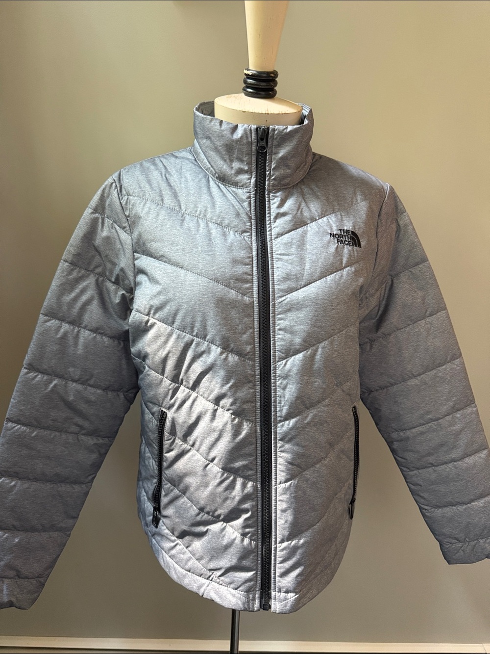 Women’s The North Face puffer jacket size S